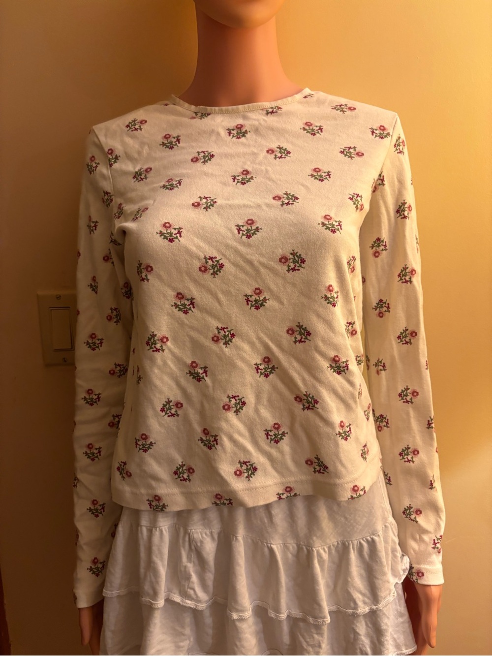 American Vintage Cream Long-Sleeve Tee with Pink Floral Print